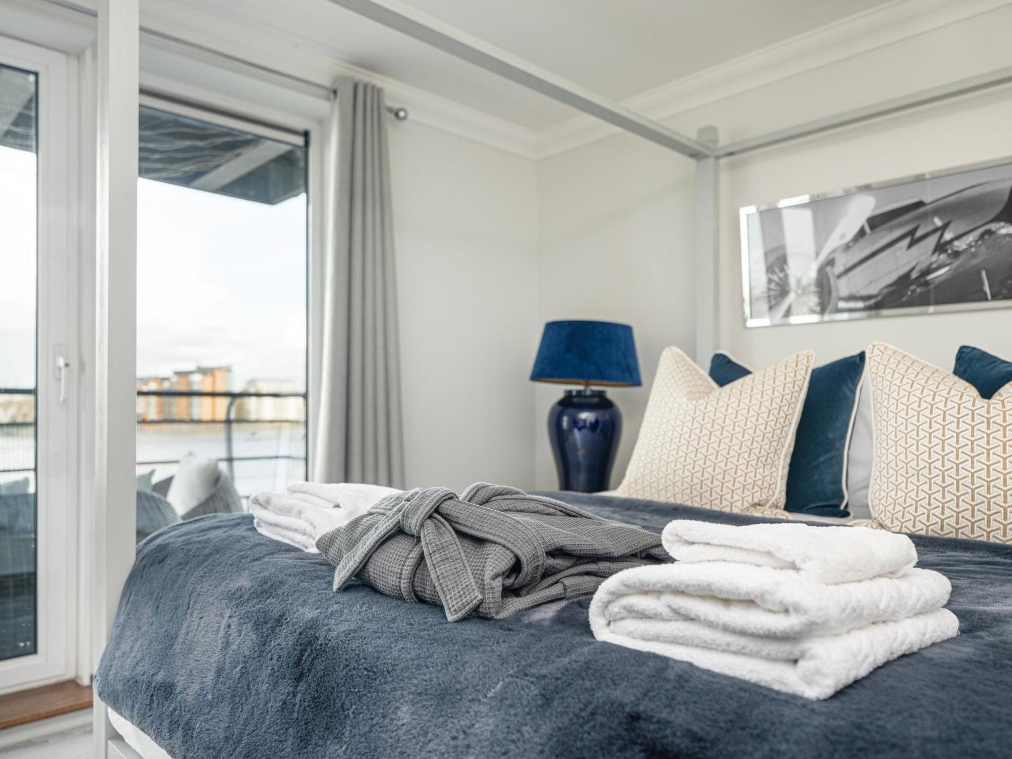 The View Greenwich - Luxury River Thames Apartment London Ngoại thất bức ảnh